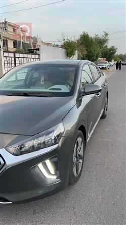 هیوندای ئایۆنیک